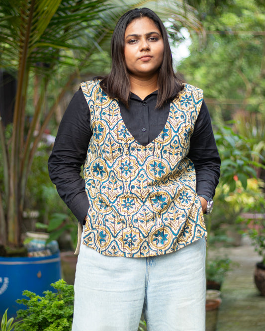 Aaranya Vest